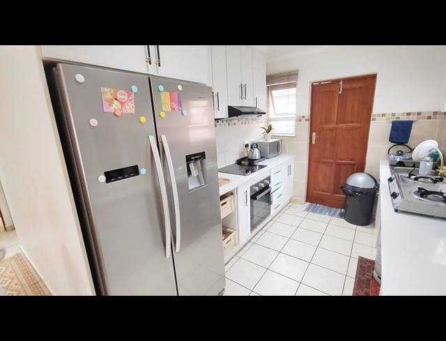 2 BEDROOM TOWNHOUSE FOR SALE IN CHRISTIAANVILLE AH